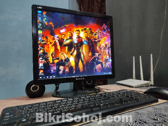 Intel i5 3rd gen 8/128GB with monitor